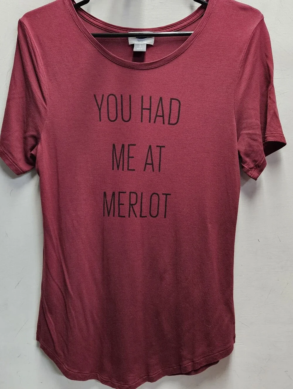 YOU HAD ME AT MERLOT Old Navy Womens Small Rounded Bottom Graphic Tee Shirt